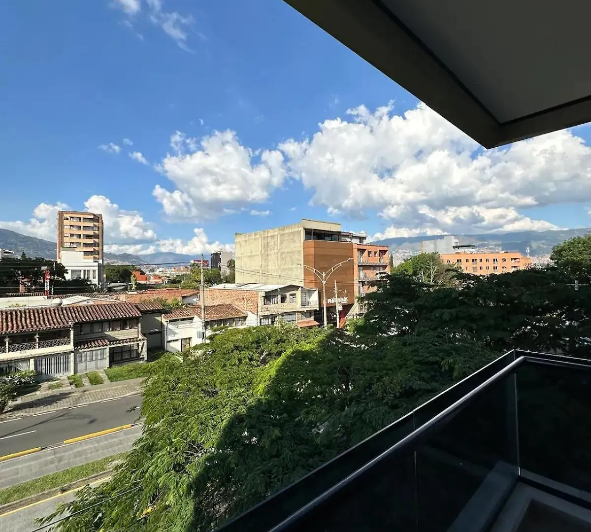 Torre Zurich Luxury Apartman Medellín