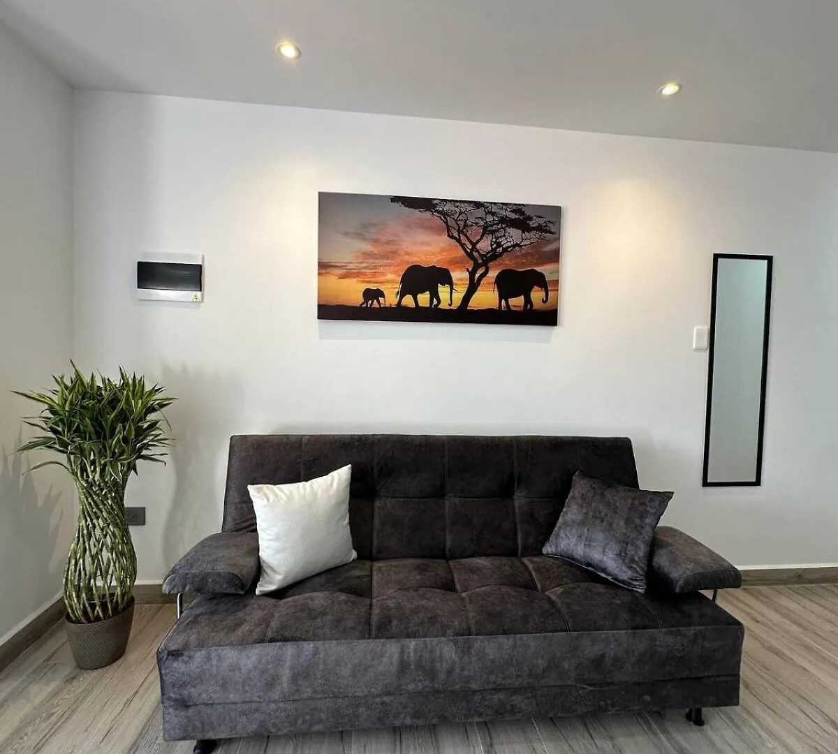 Torre Zurich Luxury Apartman Medellín