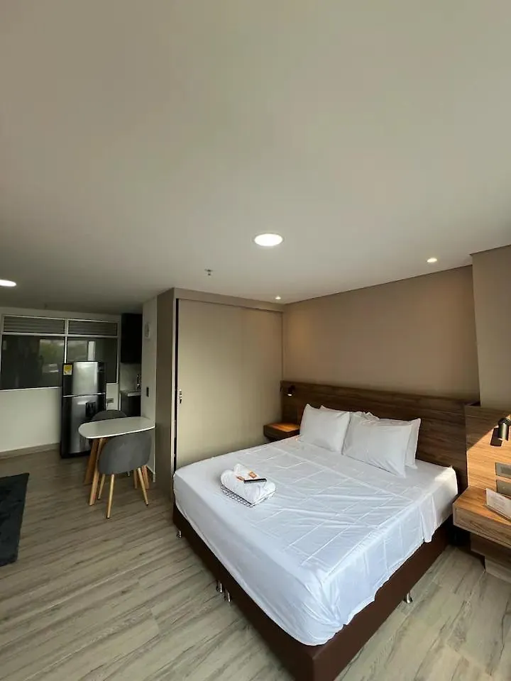 麦德林Torre Zurich Luxury公寓 0*, 麦德林