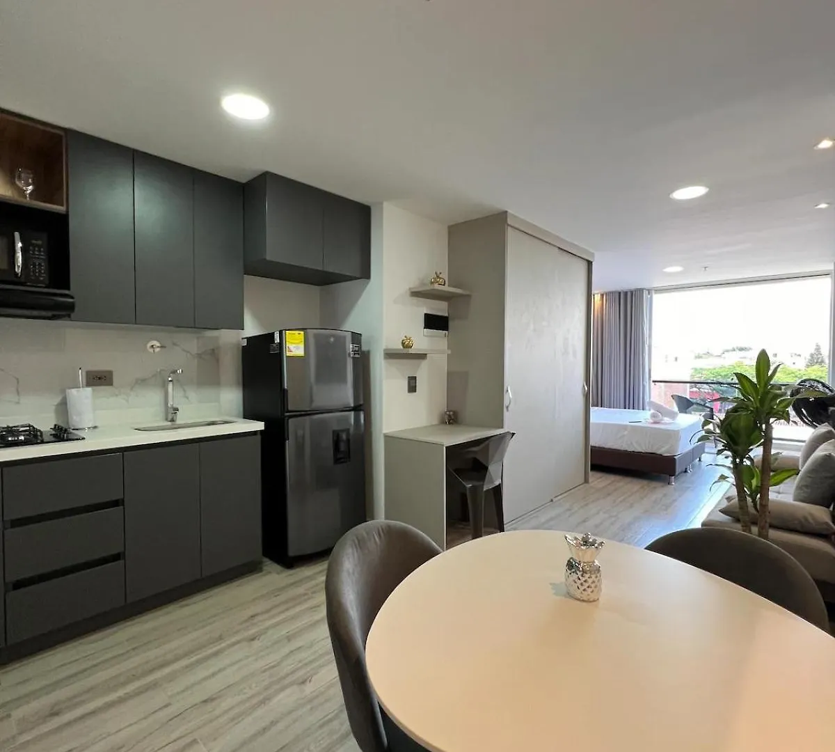 麦德林Torre Zurich Luxury公寓